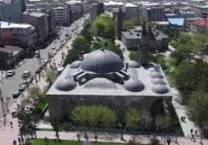 'Ezan değil, yüksek ses sağlığa zararlı'